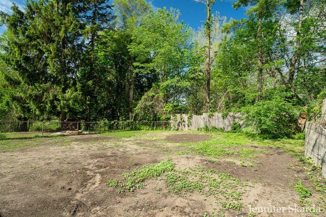415 N State Road, Belding, MI 48809