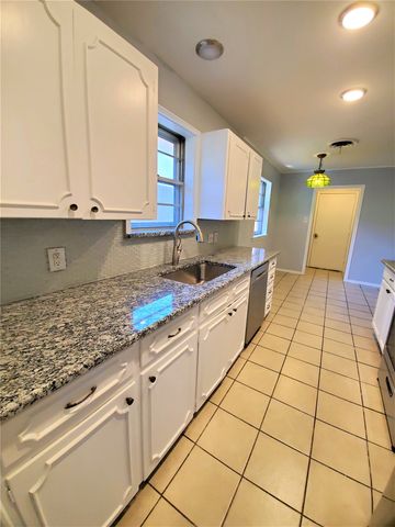1200 Bryn Mawr Place, Denton, TX 76201