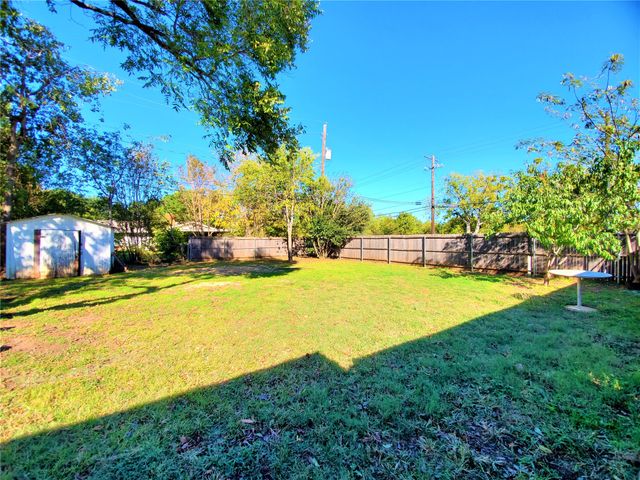 1200 Bryn Mawr Place, Denton, TX 76201