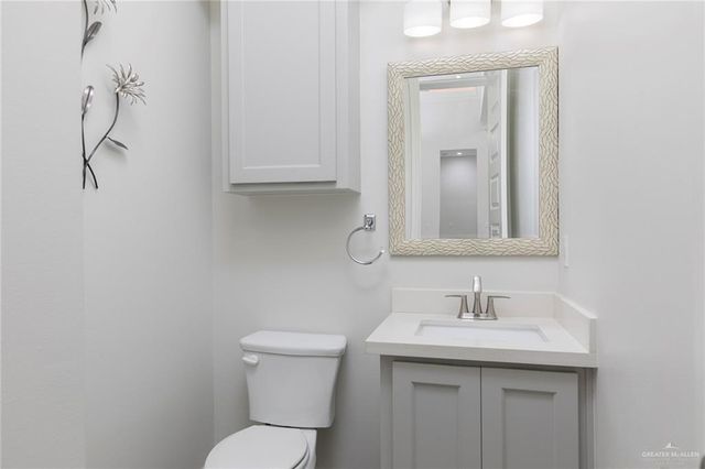 2521 S J Street, Mcallen, TX 78503