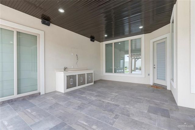 2521 S J Street, Mcallen, TX 78503