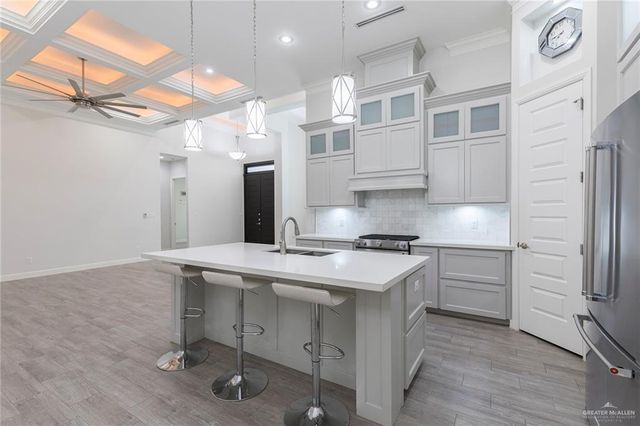 2521 S J Street, Mcallen, TX 78503