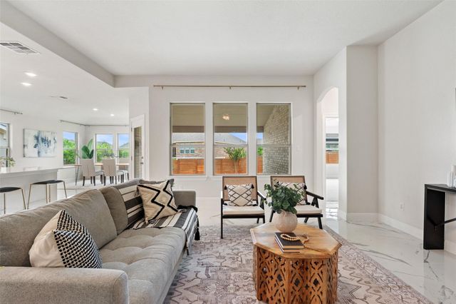 1513 Hinterwald ST, Leander, TX 78641