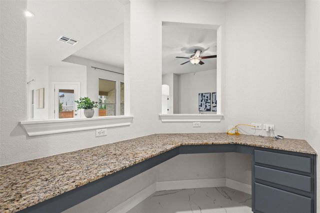 1513 Hinterwald ST, Leander, TX 78641