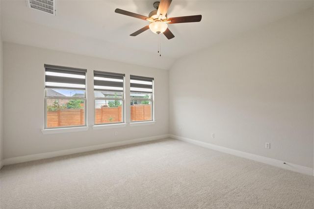 1513 Hinterwald ST, Leander, TX 78641