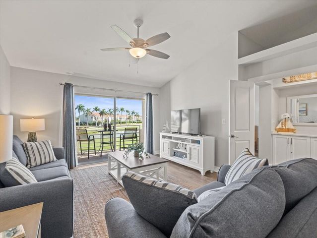 5900 BAHIA DEL MAR CIRCLE 238, St Petersburg, FL 33715