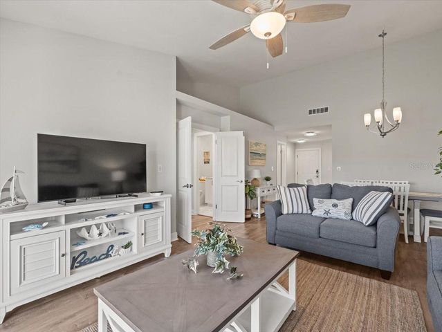 5900 BAHIA DEL MAR CIRCLE 238, St Petersburg, FL 33715