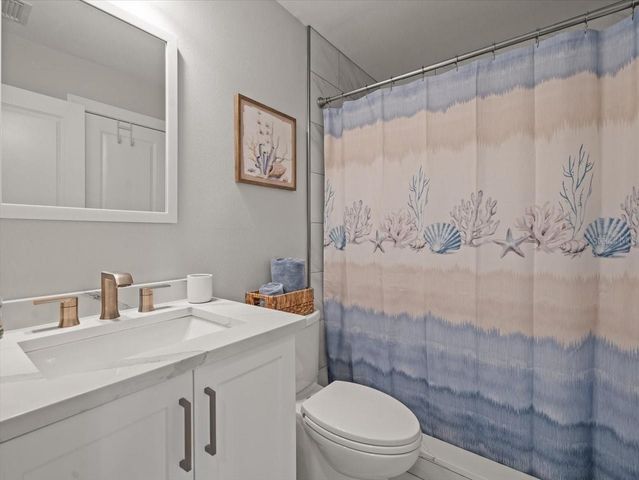 5900 BAHIA DEL MAR CIRCLE 238, St Petersburg, FL 33715