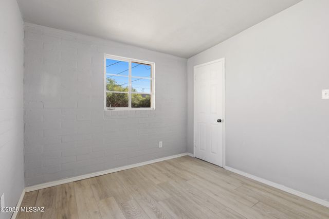 5014 E Baker Street, Tucson, AZ 85711