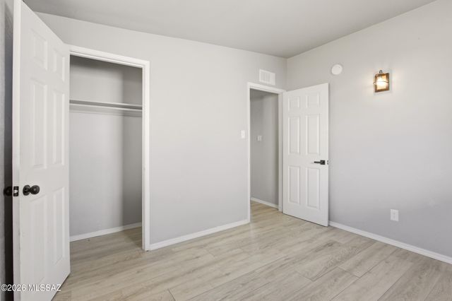 5014 E Baker Street, Tucson, AZ 85711