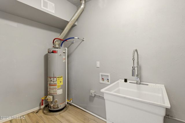 5014 E Baker Street, Tucson, AZ 85711