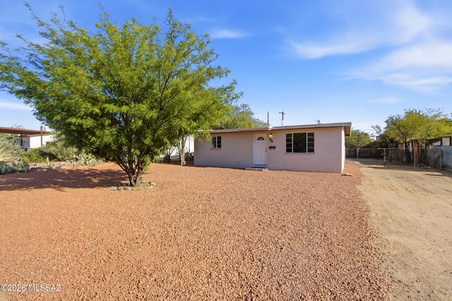 5014 E Baker Street, Tucson, AZ 85711