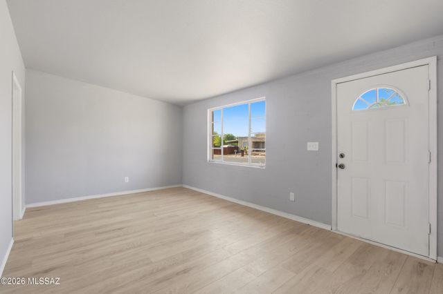5014 E Baker Street, Tucson, AZ 85711