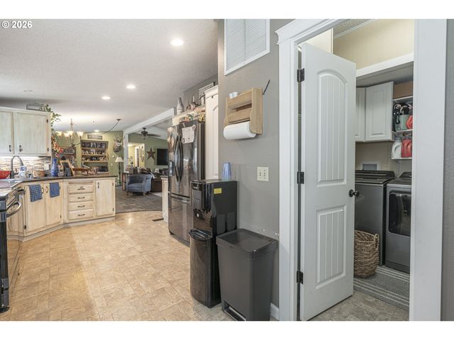 11650 Ne RED HILLS Rd, Dundee, OR 97115