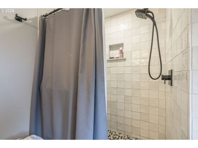 11650 Ne RED HILLS Rd, Dundee, OR 97115