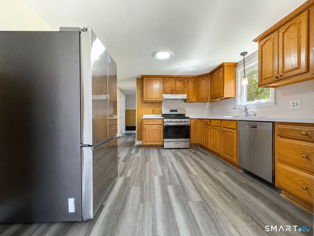 207 Nichols Drive, Waterbury, CT 06708
