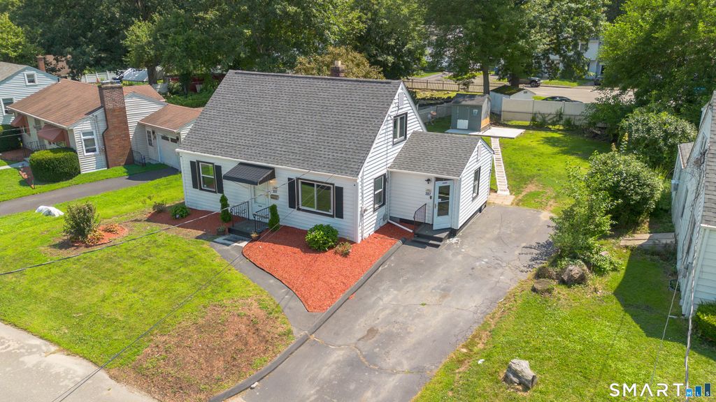 207 Nichols Drive, Waterbury, CT 06708