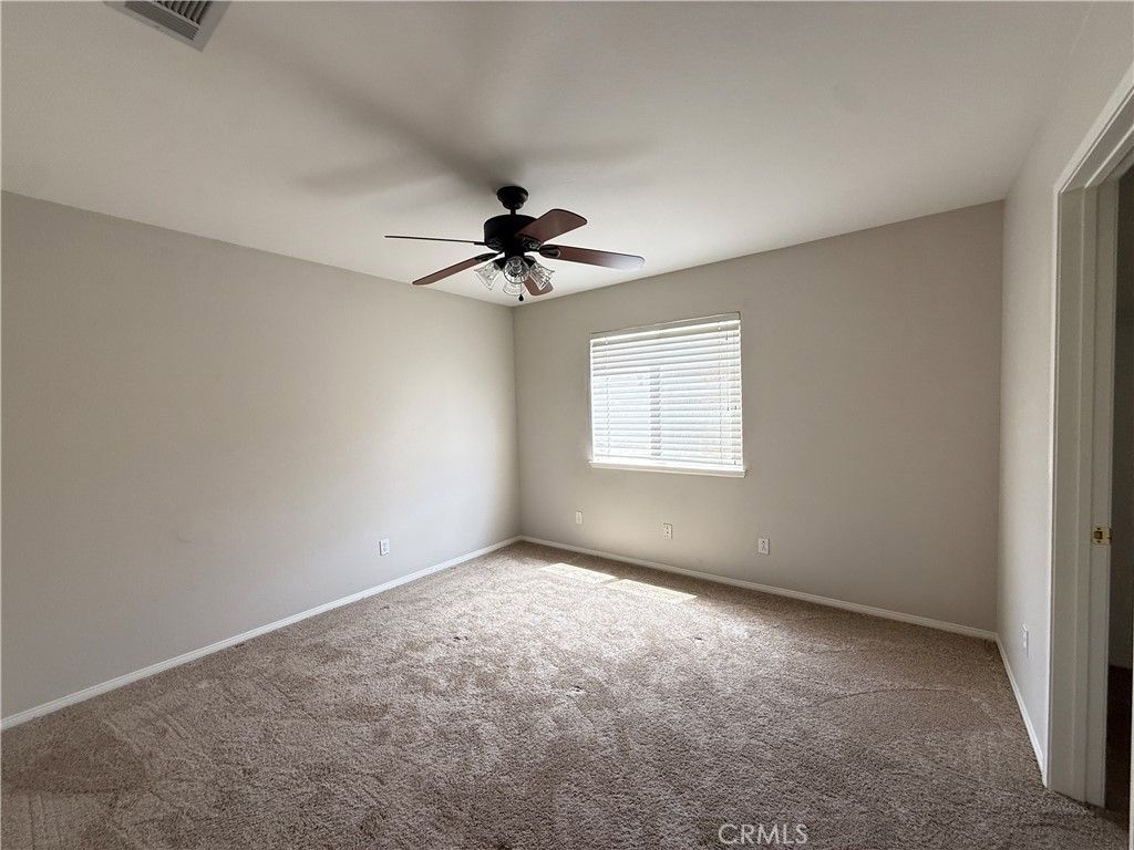 Image 13 of property listing at 38218 Clera Creek St., Murrieta, CA 92562