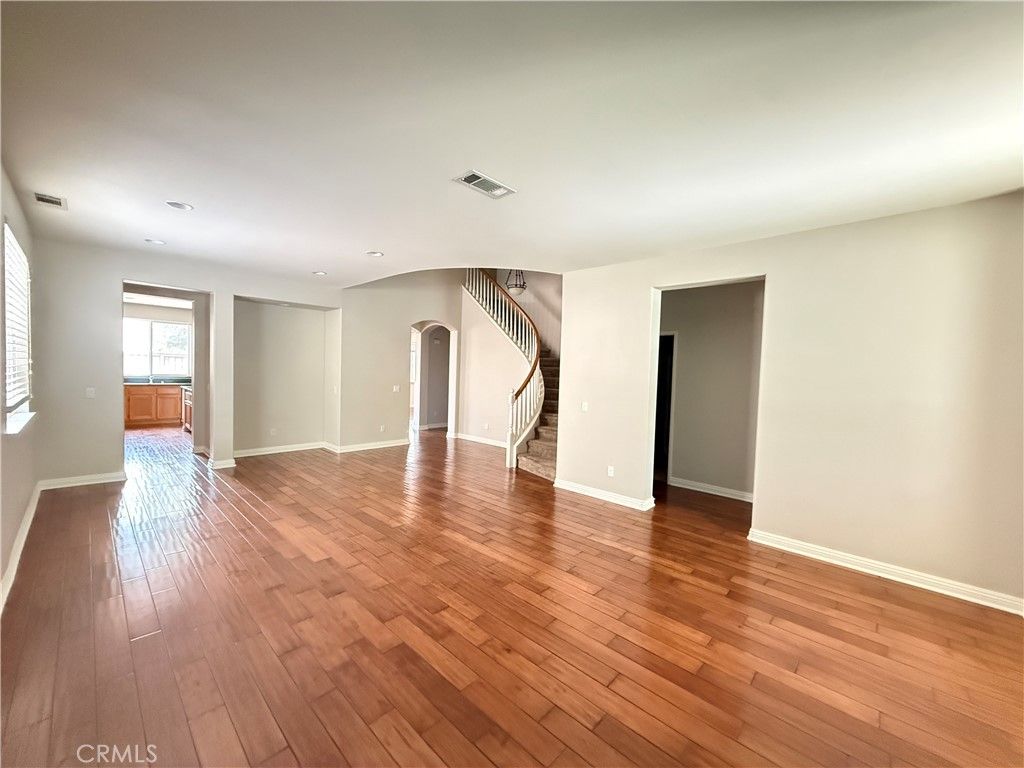 Image 3 of property listing at 38218 Clera Creek St., Murrieta, CA 92562