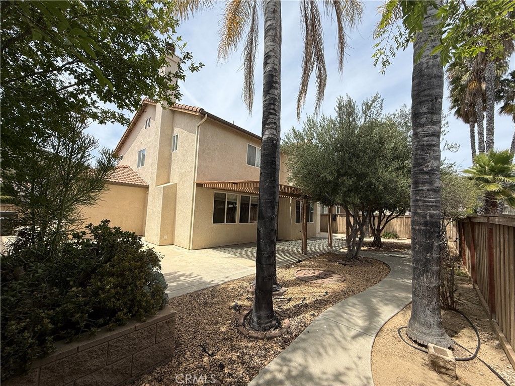 Image 33 of property listing at 38218 Clera Creek St., Murrieta, CA 92562