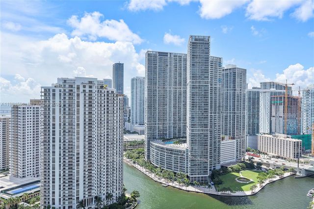 325 S Biscayne Blvd 3721, Miami, FL 33131