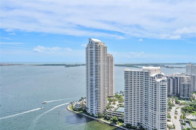 325 S Biscayne Blvd 3721, Miami, FL 33131