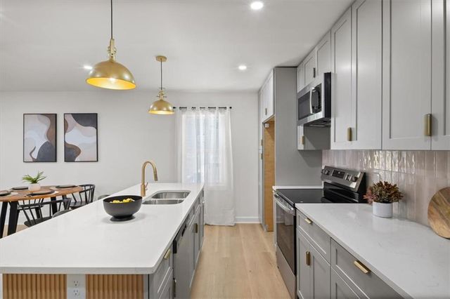 1344 Lynford SW Drive, Atlanta, GA 30310