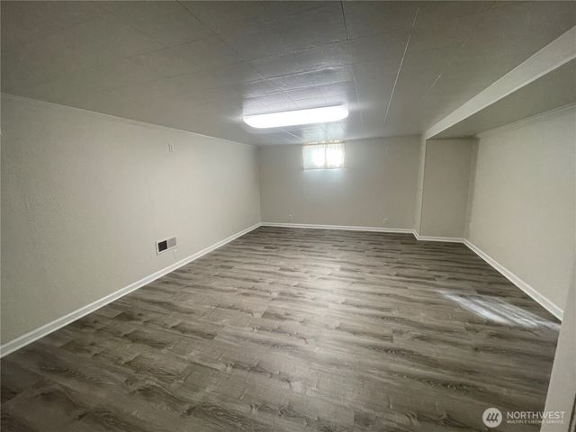 18 Cherry Avenue W, Omak, WA 98841