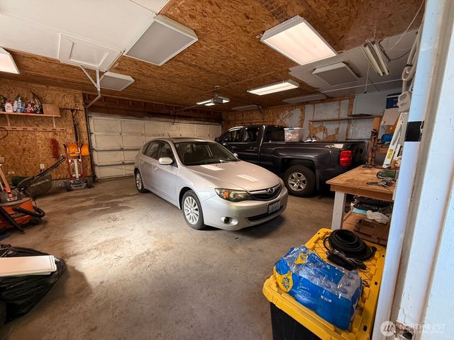 18 Cherry Avenue W, Omak, WA 98841