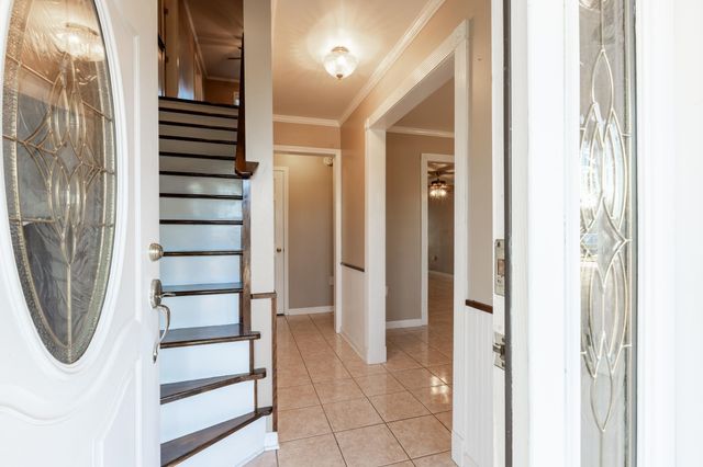 245 Acadia Dr, Raceland, LA 70394