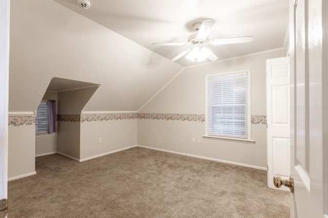 245 Acadia Dr, Raceland, LA 70394