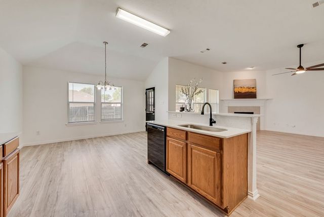 1547 Vida Court, Dallas, TX 75253