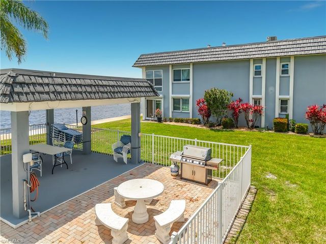 3358 N Key DR 2, North Fort Myers, FL 33903
