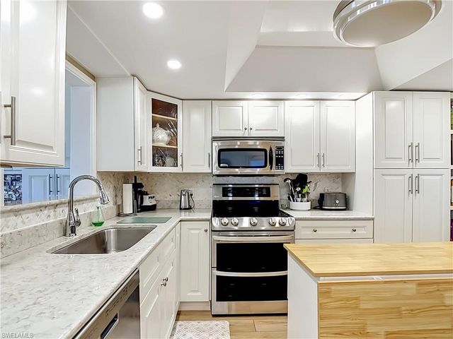 3358 N Key DR 2, North Fort Myers, FL 33903