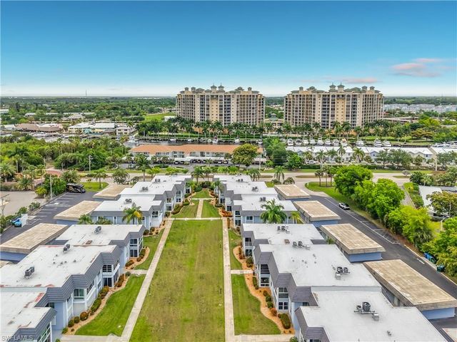 3358 N Key DR 2, North Fort Myers, FL 33903