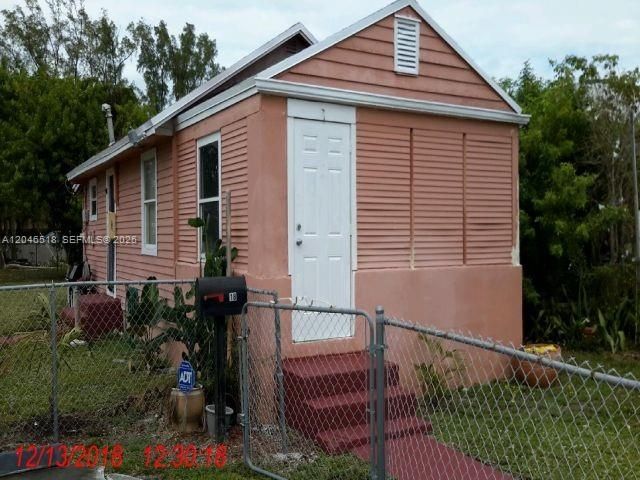 22 SW 11th St, Dania Beach, FL 33004