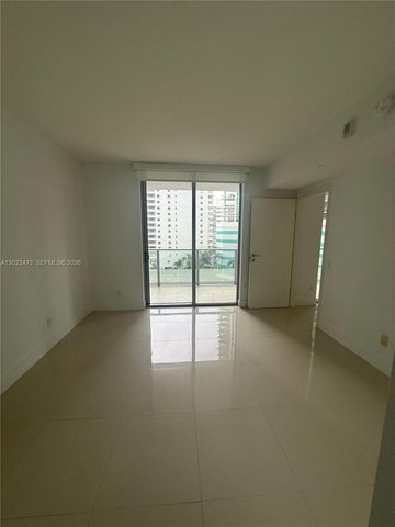 1300 Brickell Bay Dr 707, Miami, FL 33131