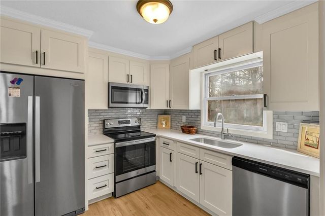 1457 Bentley SE Lane, Marietta, GA 30067