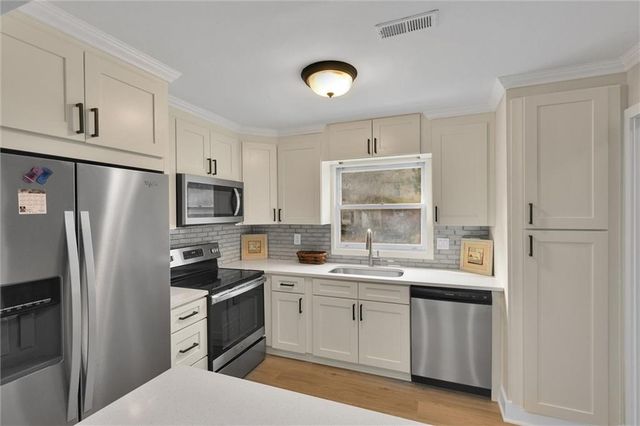 1457 Bentley SE Lane, Marietta, GA 30067