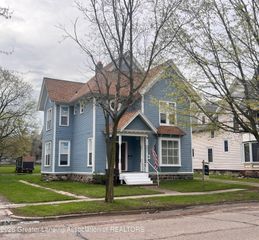 110 N Main Street, Leslie, MI 49251