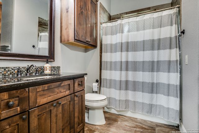 109 Towne View Circle, Boerne, TX 78006