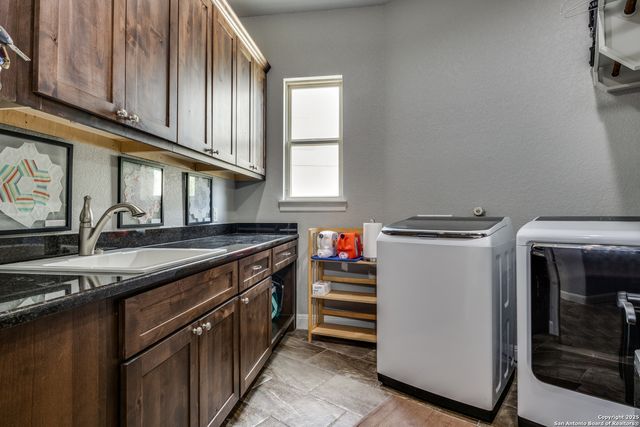 109 Towne View Circle, Boerne, TX 78006