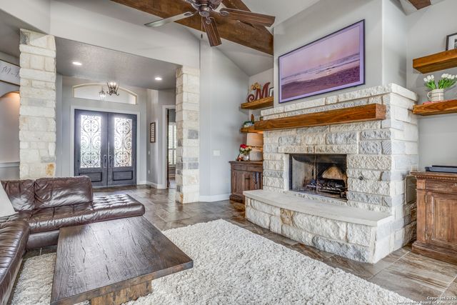 109 Towne View Circle, Boerne, TX 78006