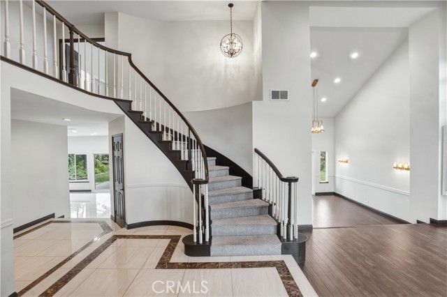 3537 Foxglove Road, Glendale, CA 91206