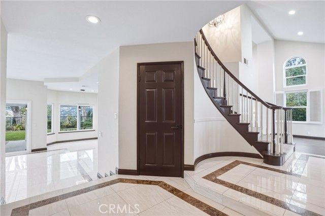 3537 Foxglove Road, Glendale, CA 91206