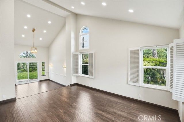 3537 Foxglove Road, Glendale, CA 91206