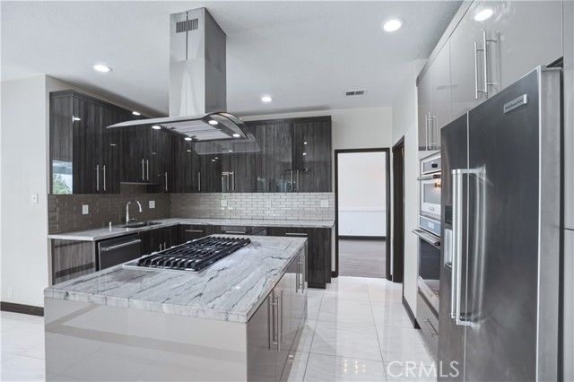 3537 Foxglove Road, Glendale, CA 91206