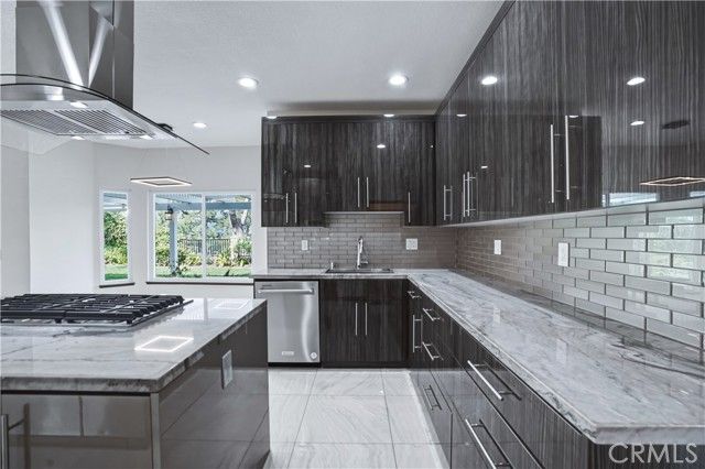 3537 Foxglove Road, Glendale, CA 91206