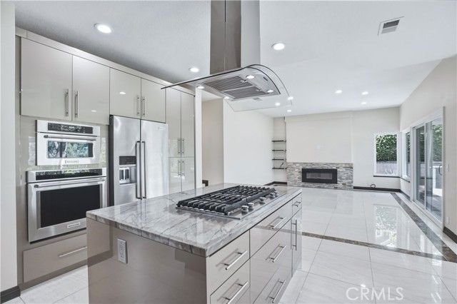 3537 Foxglove Road, Glendale, CA 91206