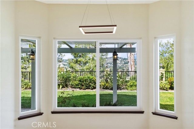 3537 Foxglove Road, Glendale, CA 91206